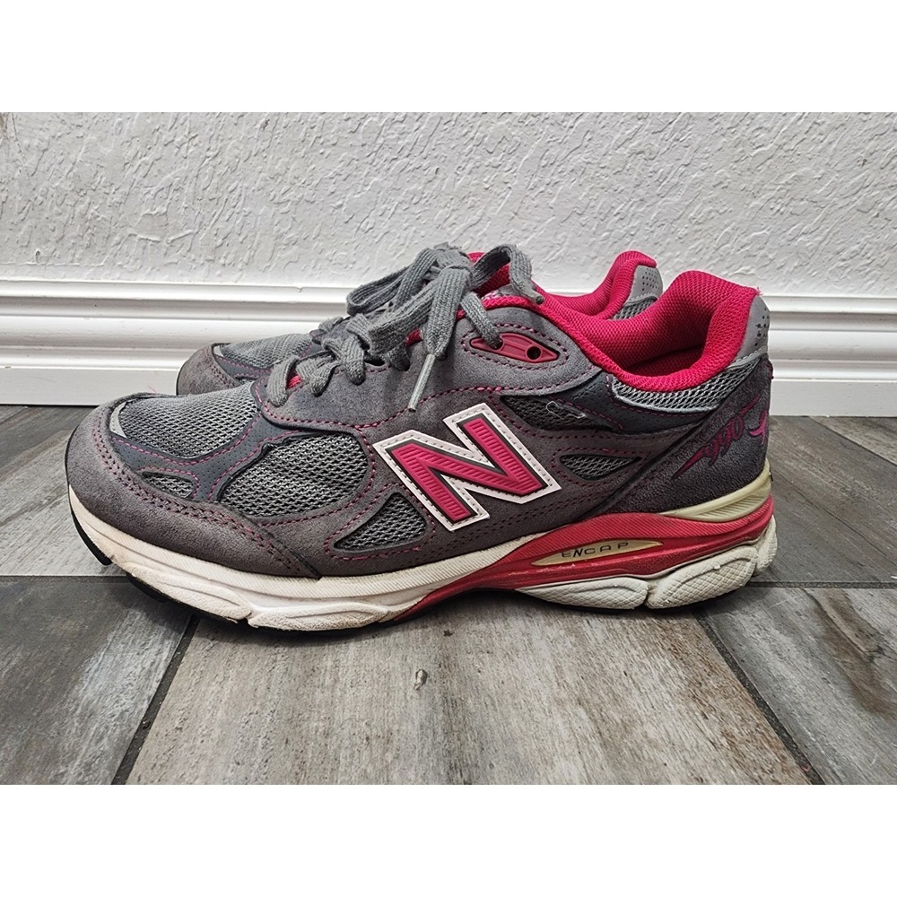 New Balance 990v3 Made in USA Susan G. Komen Breast Cancer Women's Size 8 B Gray